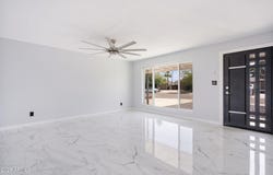 9044 N 16TH Drive, Phoenix, AZ 85021