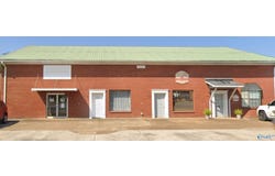 220 W Main Street, Centre, AL 35960