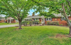 1625 Eanes RD, Roanoke, VA 24014