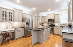 21701 W 100 Street, Lenexa, KS 66220