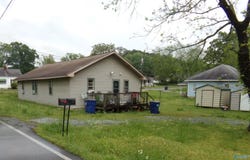 353 NW 4th Avenue, Arab, AL 35016