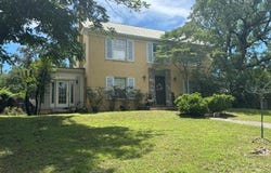 225 E Kettner St, Mason, TX 76856