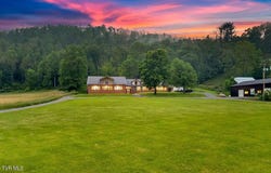 5500 Roan Creek Road, Mountain City, TN 37683