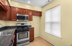 324 SURREY COURT, SEWELL, NJ 08080