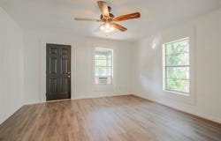 413 S Manson Street, Wolfe City, TX 75496