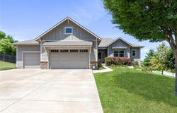 615 N Monterey Way, Lawrence, KS 66049
