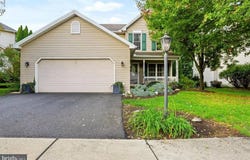 1334 Sconsett Way, New Cumberland, PA 17070