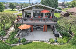 1250 E Choctaw Drive, London, OH 43140