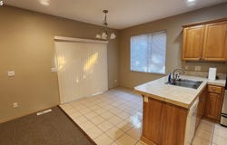 2825 NE STAPLETON RD, Vancouver, WA 98661