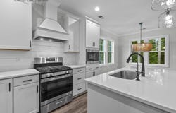 4070 Reunion Pointe Lane, New Bern, NC 28562