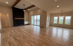9019 Freedom Circle, Lenexa, KS 66227