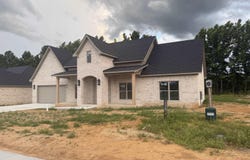 27 Libra Lane, Ward, AR 72176