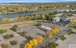 950 Lindsay Blvd, Idaho Falls, ID 83402