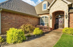 4417  W Collins  CIR, Rogers, AR 72758