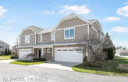 920 W SAVIDGE STREET, SPRING LAKE, MI 49456