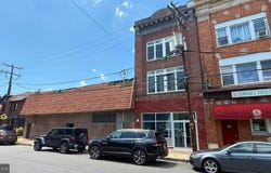 219-221-223 S WASHINGTON ST, WILKES BARRE, PA 18701