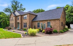 607 Erin Drive, Jeffersonville, IN 47130
