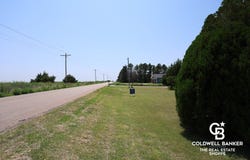 645 S Towns Road, Garden City, KS 67846