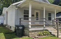 1728 Noble Street, Anderson, IN 46016