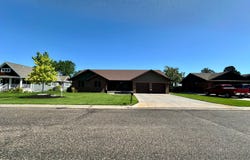 214 Spruce Rd, Goodland, KS 67735