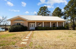 160 Lookout Point Drive, Grapeland, TX 75844