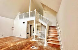 1318 Hillside Dr, Winfield, KS 67156