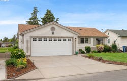 163 W CLACKAMAS CIR, Woodburn, OR 97071