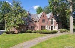 19565 Cumberland Way, Detroit, MI 48203