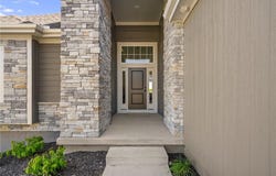 19477 W 114th Terrace, Olathe, KS 66061