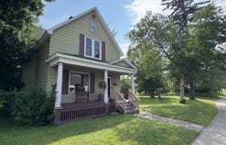 836 7th Ave, Two Harbors, MN 55616