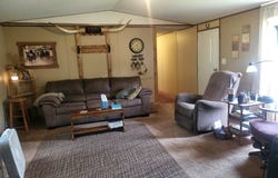 220 W 7th St, Eureka, KS 67045