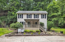 840 Robb Hollow Rd, Mt Lebanon, PA 15243