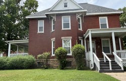 802 W 4TH Street, Sterling, IL 61081