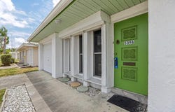 5396 ACACIA TRAIL N, PINELLAS PARK, FL 33782