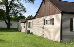 1302 Barnes Street, Albion, MI 49224