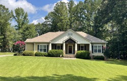 220 Hidden Falls Wlk, Griffin, GA 30224