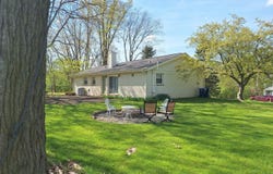 227 Juneway Terrace, Lake Bluff, IL 60044