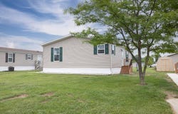 182 Newbury, Adrian, MI 49221