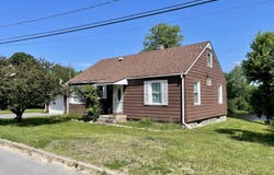 69 River Street, Morrisonville, NY 12962