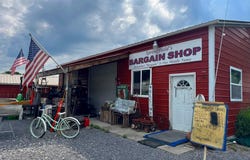 8244 CUMBERLAND ROAD, SPRINGFIELD, WV 26763