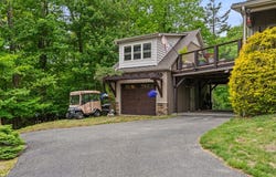 504 Panorama Dr, Fancy Gap, VA 24328