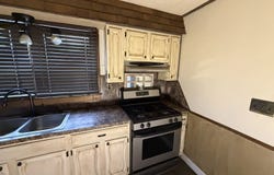 140 S 4th Street, Albion, IL 62806