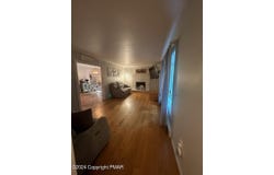 188 Foothill Boulevard, Effort, PA 18330