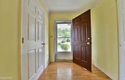 1200 Hillside Avenue, Niskayuna, NY 12309