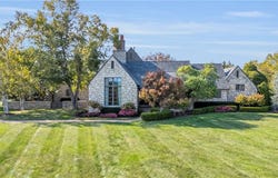 10400 Howe Drive, Leawood, KS 66206