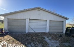 111 E Grand, Exline, IA 52555