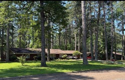 1701 W 3Rd St, Fordyce, AR 71742