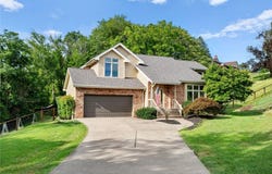 401 Longview Avenue, N Franklin Twp, PA 15301