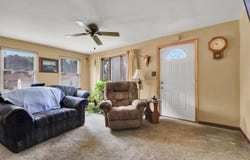 1402 Riverview Dr, Kewaskum, WI 53040