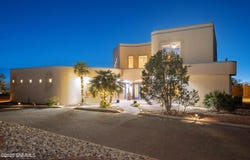 4301 Summit Lane, Las Cruces, NM 88011